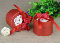 Runde rote Band-Pappschachtel-Verpackendosen, die für das Heiratssüßigkeits-Verpacken verpacken