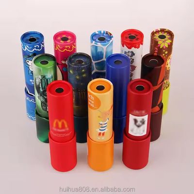 Klassisches pädagogisches Papier-Tumble-Tube-Prisma-Objektiv, Partygeschenk und Valentinstagsgeschenk für Kinder mit Verpackungspapier-Kaleidoskop